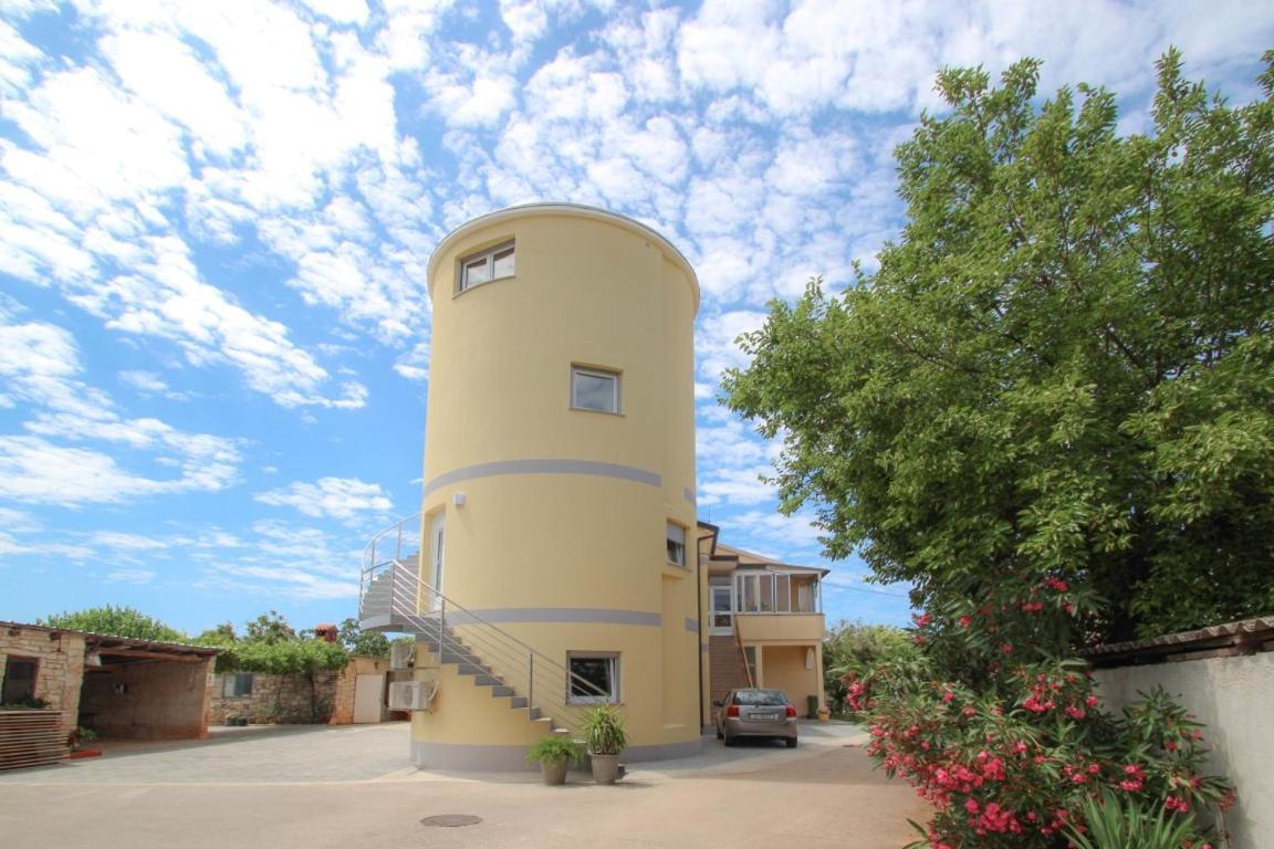Apartamento Silos Holidays Novigrad Istria Exterior foto